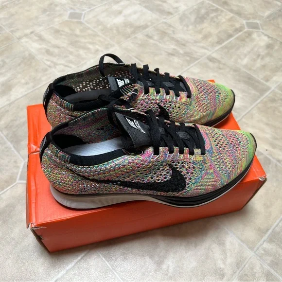USED Authentic Men’s Nike Flyknit Racer Shoes in Pink Gray Multicolor Tie Dye - Picture 4 of 6